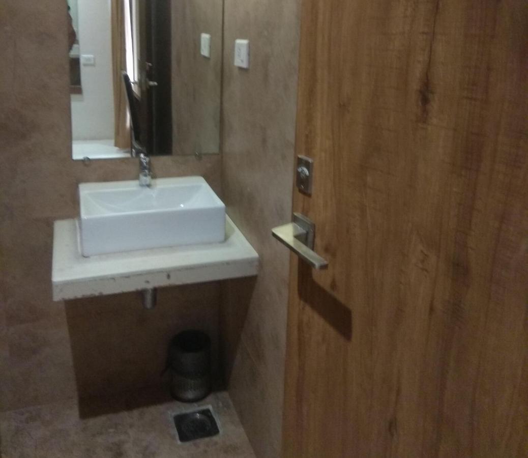 Hotel West Blue Mumbai Luaran gambar
