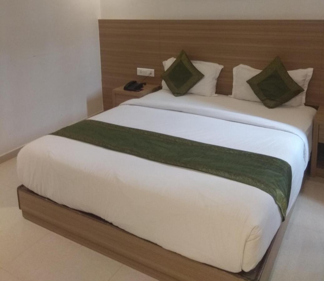 Hotel West Blue Mumbai Luaran gambar