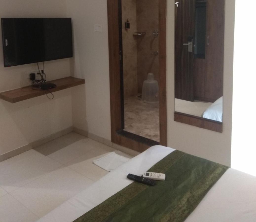 Hotel West Blue Mumbai Luaran gambar