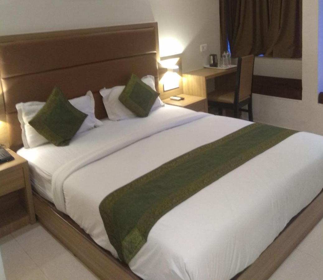 Hotel West Blue Mumbai Luaran gambar