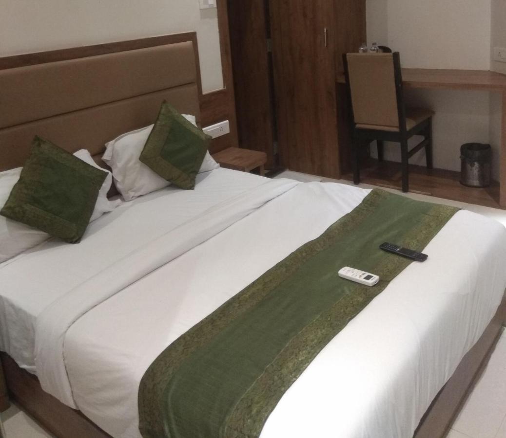 Hotel West Blue Mumbai Luaran gambar