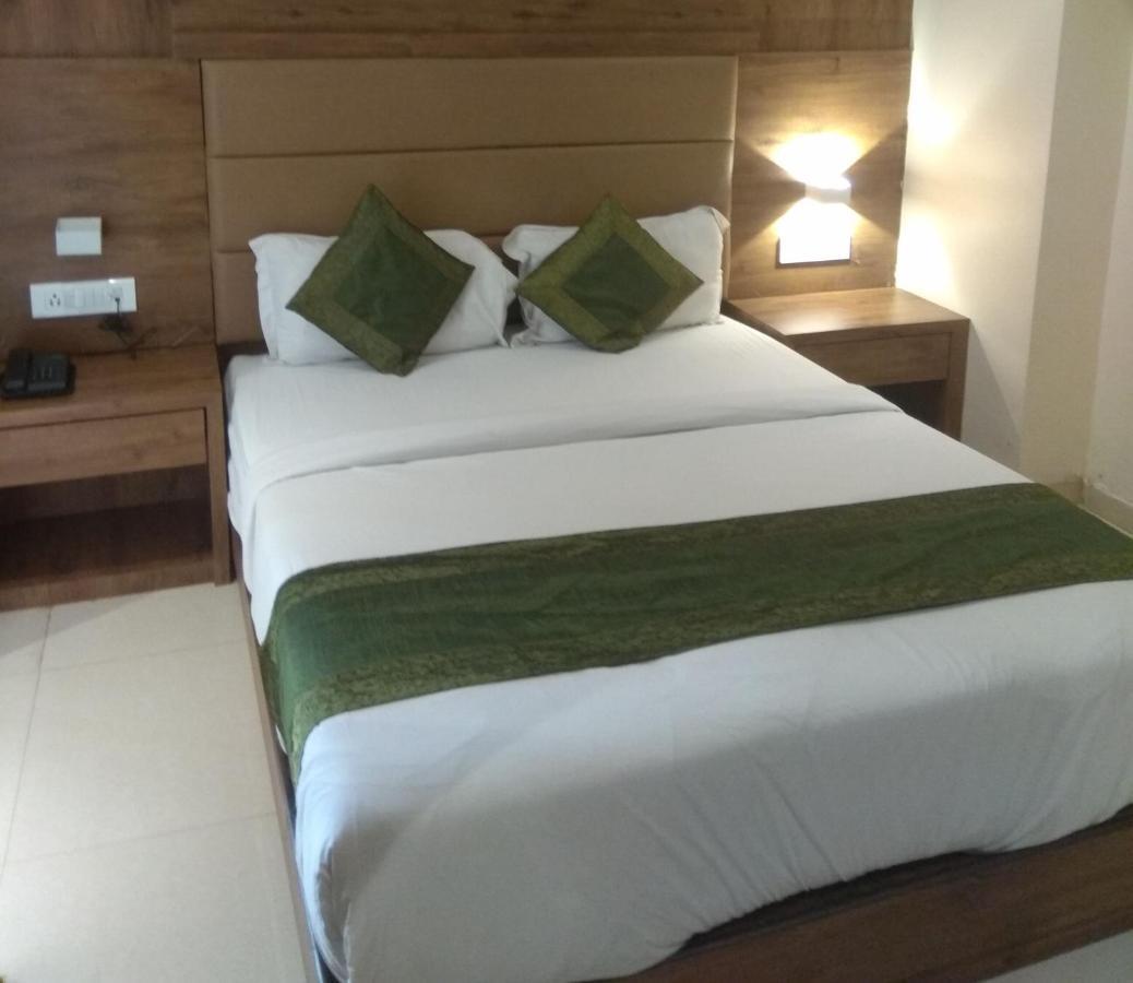 Hotel West Blue Mumbai Luaran gambar