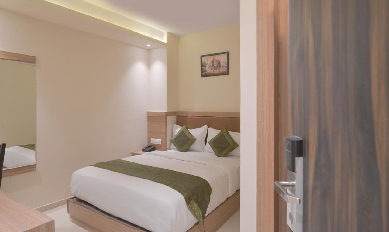 Hotel West Blue Mumbai Luaran gambar