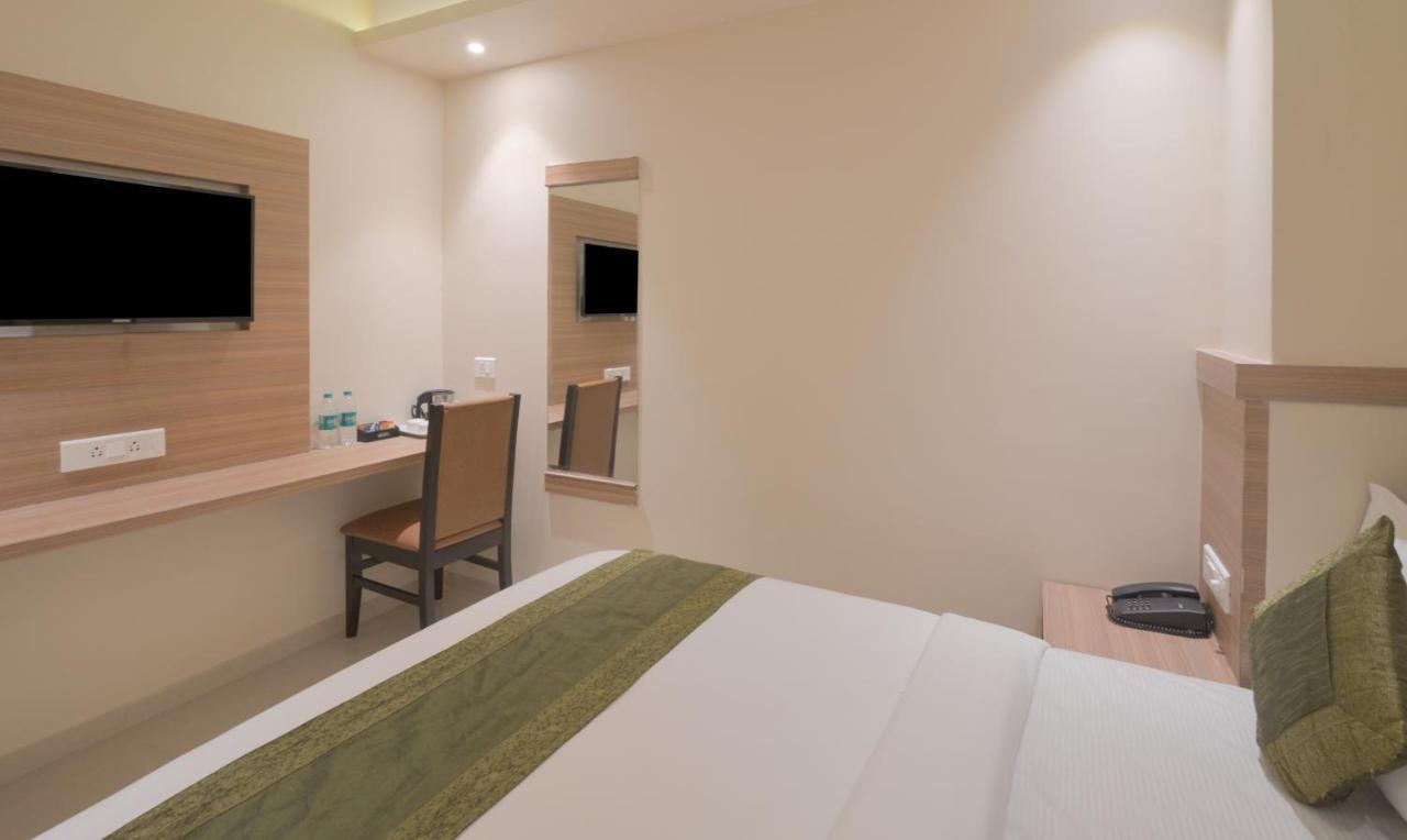 Hotel West Blue Mumbai Luaran gambar