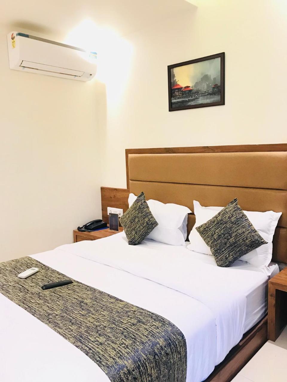Hotel West Blue Mumbai Luaran gambar