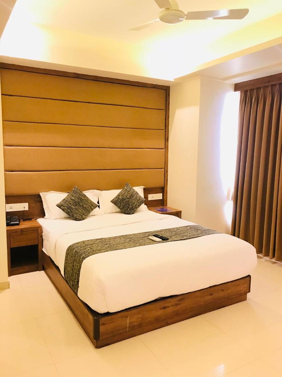 Hotel West Blue Mumbai Luaran gambar